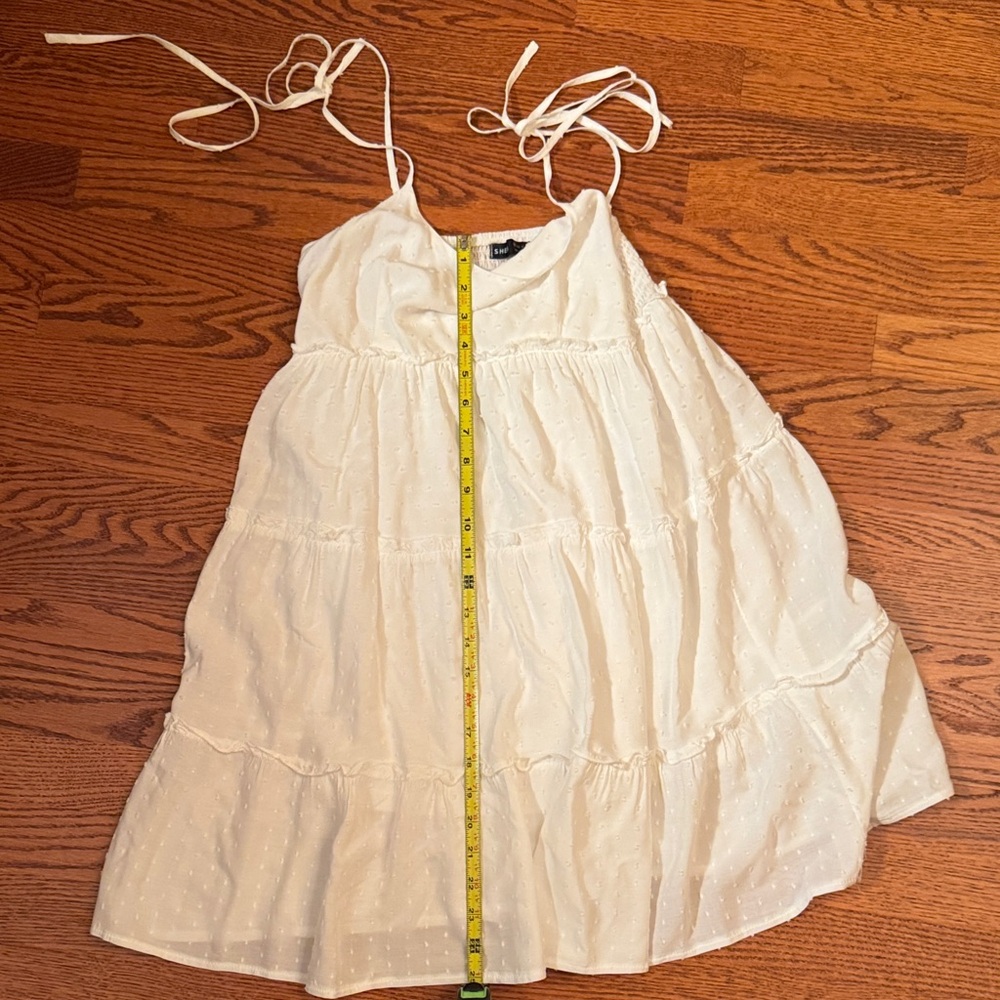 SHEIN White Sleeveless Dress